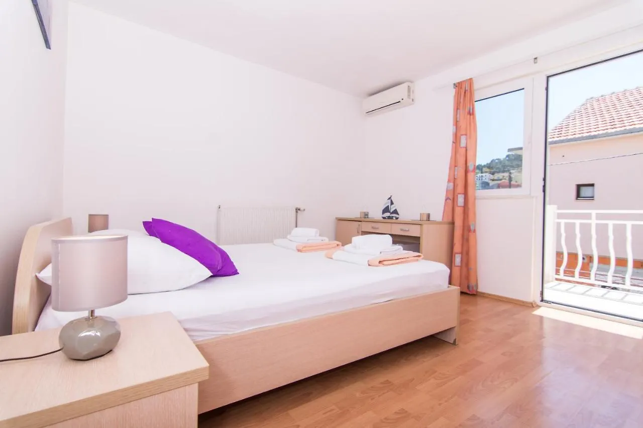 Casa de hóspedes Villa Jadran 2 Trogir Croácia