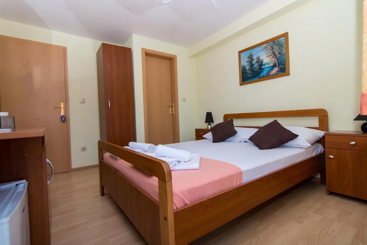 Casa de hóspedes Villa Jadran 2 Trogir