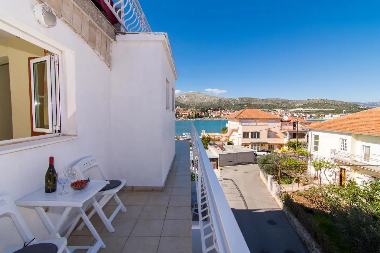 Casa de hóspedes Villa Jadran 2 Trogir Croácia